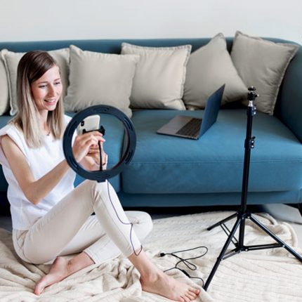 Lampe Ring LED 26 cm avec trépied et support téléphone