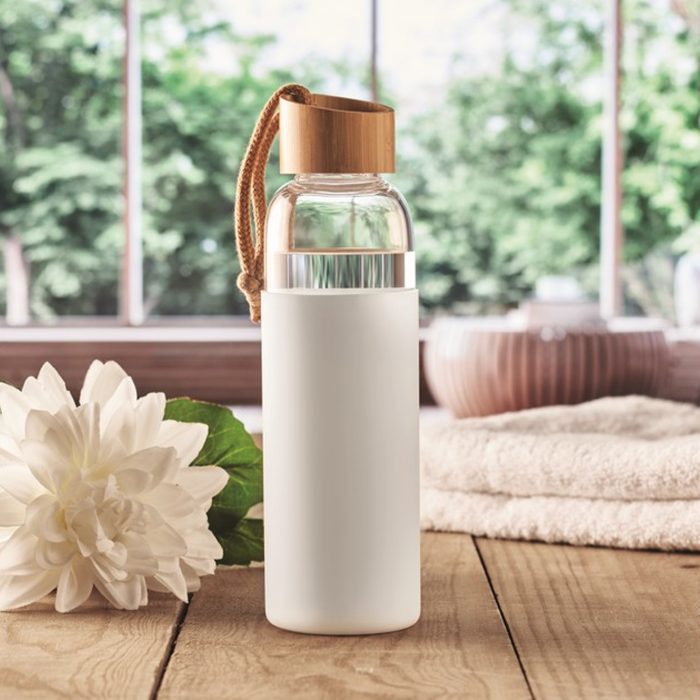Bouteille en Verre avec Pochette Silicone et Couvercle Bambou