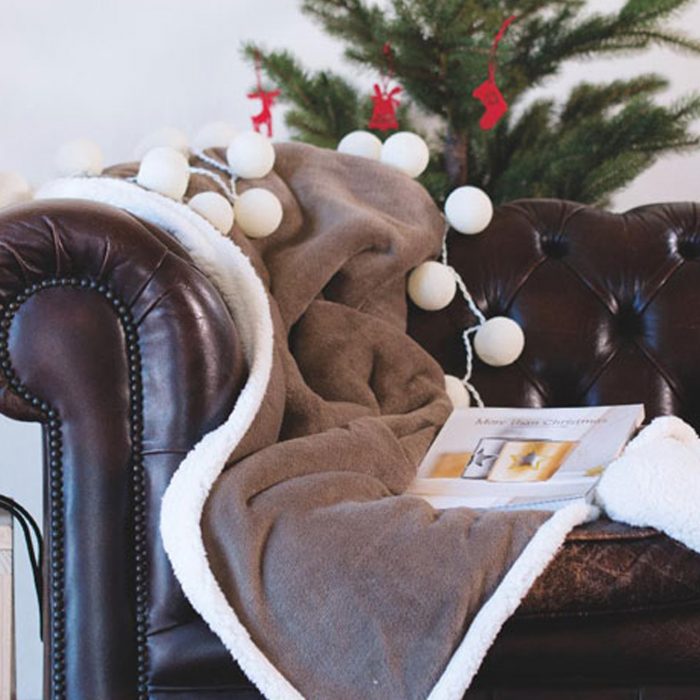 Couverture polaire avec doublure sherpa