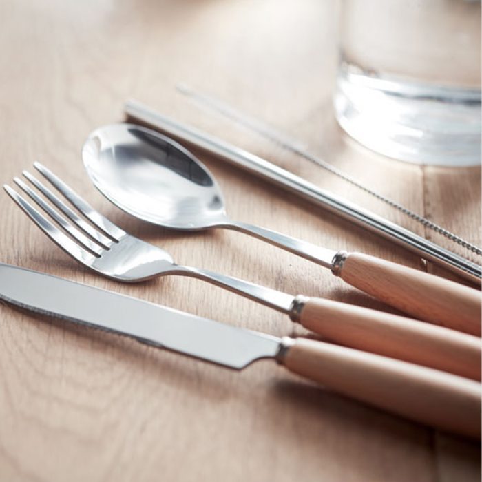 Set de Couverts Réutilisables avec Manches en Bois de Hêtre