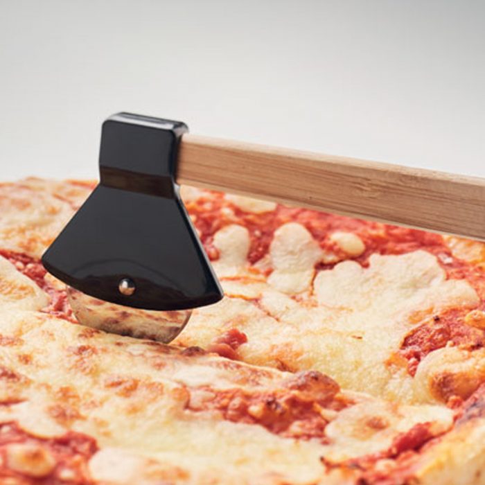 Coupe-pizza hache