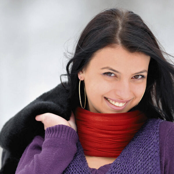 Tour de cou multifonction en polyester élastique – Image 1