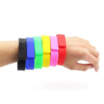 Clé USB bracelet en silicone personnalisée – Image 2
