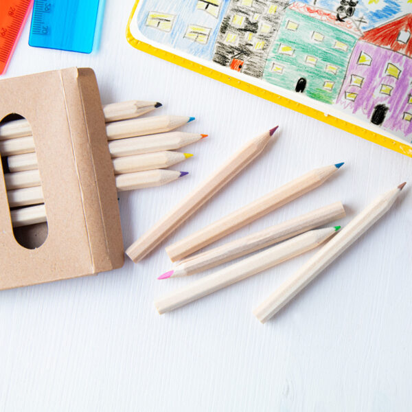 Ensemble de crayons de couleur en bois – Image 2