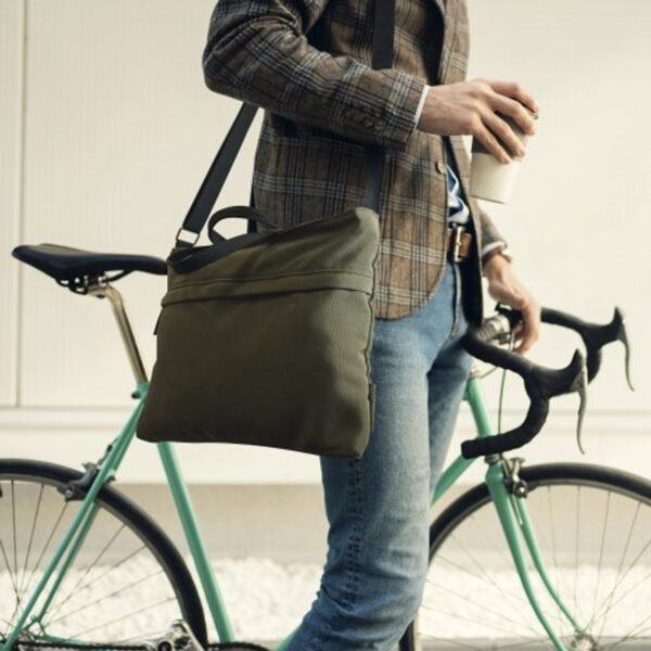 CGB2214-0.jpg Porte-documents REWAY – Design exclusif et écoresponsable – Image 1