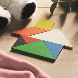 Jeu de Tangram en bois coloré