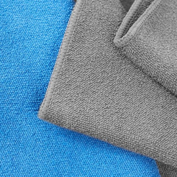 Set de sport serviette et bouteille – Image 2