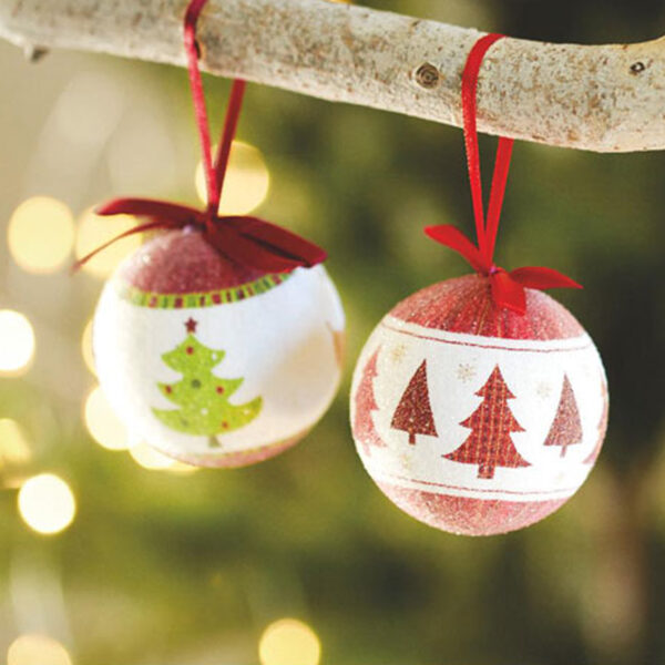 Boule de Noël perlée – Image 1