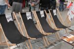 Chaises longues en bois – Une solution pratique pour un branding décontracté – Image 5