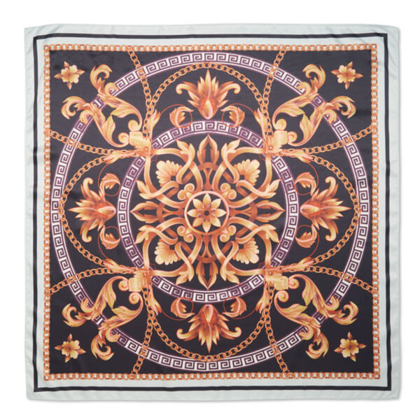 Châle en satin de polyester recyclé – Image 3