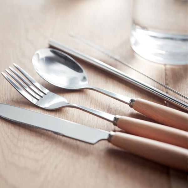 Set de Couverts Réutilisables avec Manches en Bois de Hêtre – Image 1