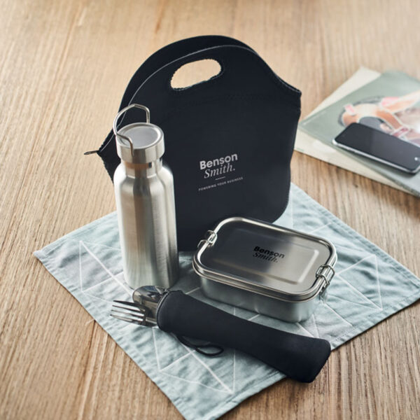 Set déjeuner complet dans sac en néoprène – Image 1