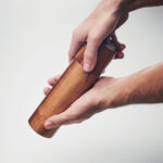 Moulin à poivre en bois d’acacia