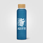 Bouteille en verre borosilicate givré avec couvercle bambou personnalisée - 590 ml – Image 2