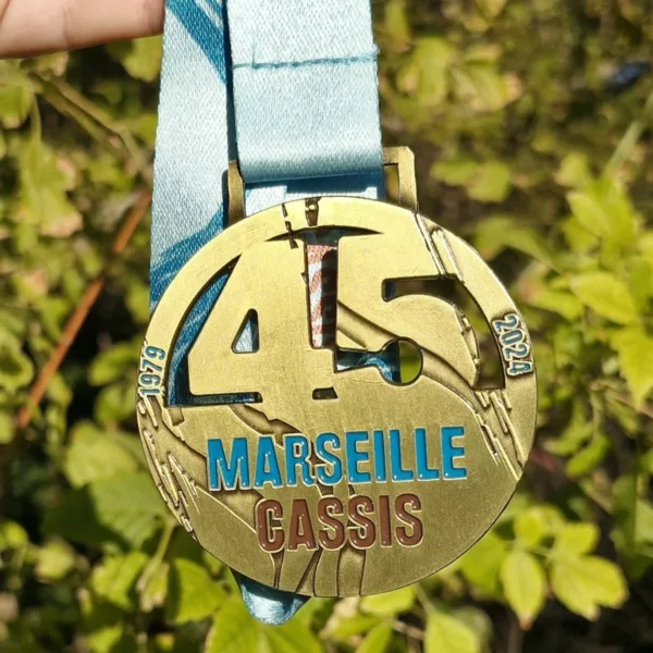 Médailles 3D sur mesure avec lanyard personnalisé – Image 2